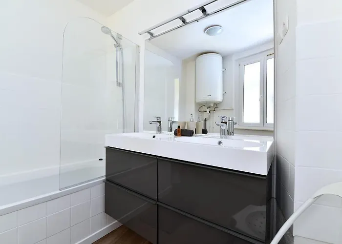 Les Cigognes Du Centre كولمار