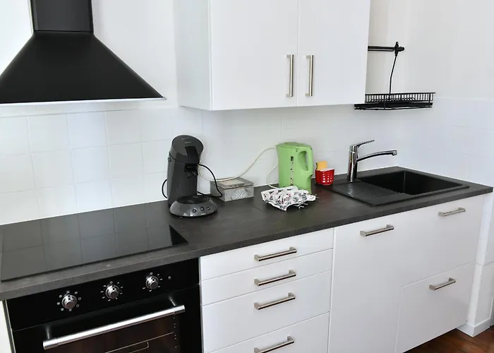 Les Cigognes Du Centre アパート